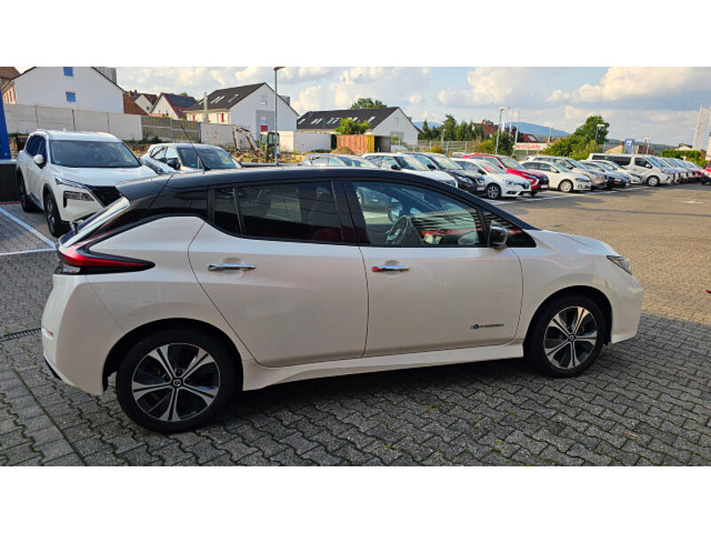 Nissan Leaf N-Connecta 40 kW Winterpaket